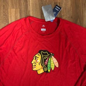 NWT Adidas Chicago Blackhawks NHL Hockey Climalite Long Sleeve Red Shirt Men’s L
